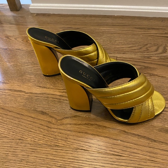 Metallic Gold Gucci Mules / Heels size 37 - Picture 4 of 6